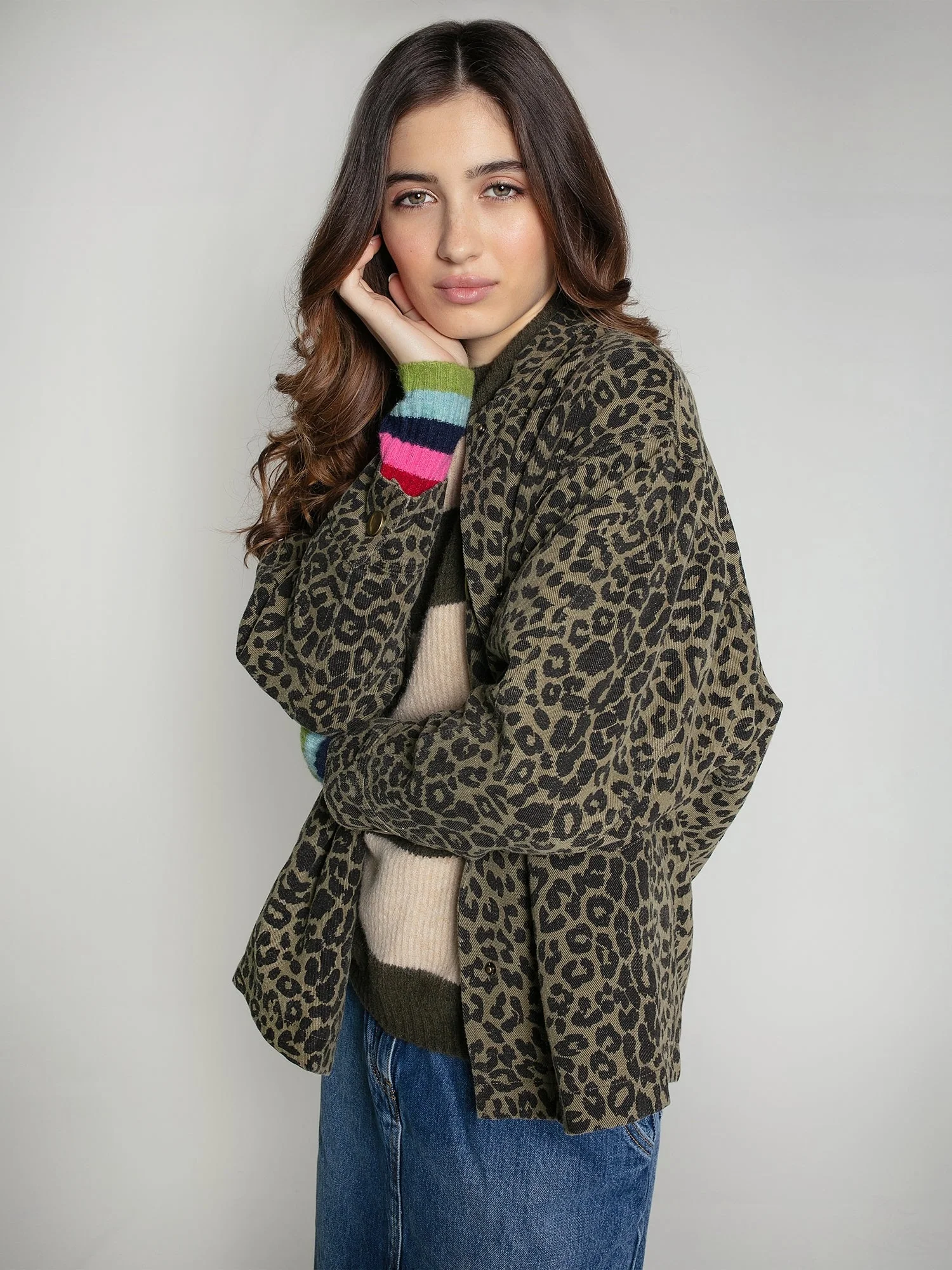 Elliot Jacket in Khaki Leopard print - Image 2